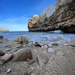 Dimora Mari